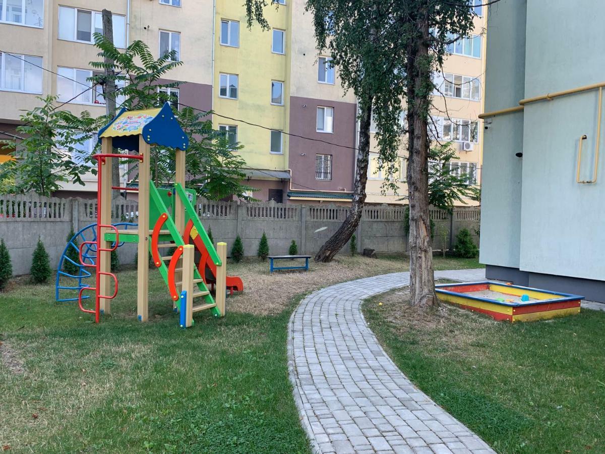 Comfort Place In The City Centre Ивано-Франковск Экстерьер фото