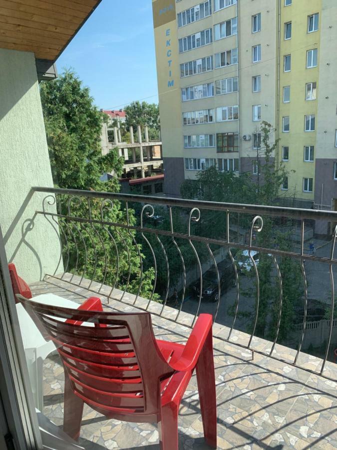 Comfort Place In The City Centre Ивано-Франковск Экстерьер фото